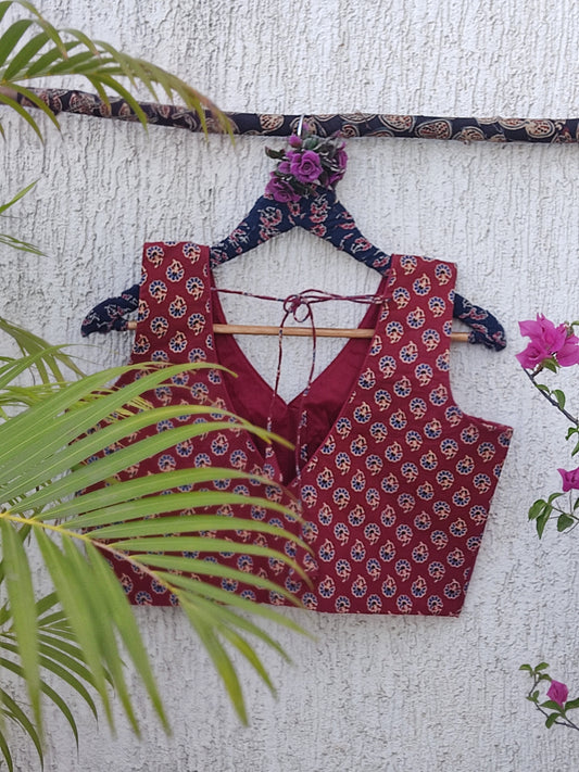 MAROON FLORAL READYMADE BLOUSE