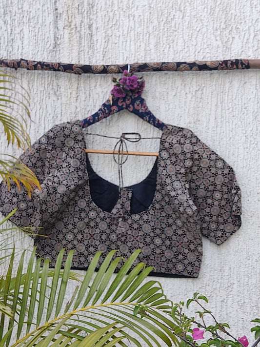 BLACK AJRAKH STAR PRINT READYMADE BLOUSE