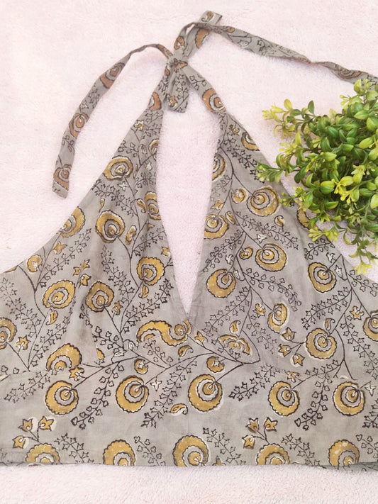 Knotting Multani