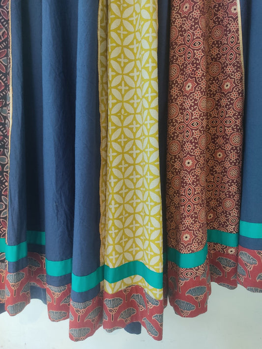 E-HALO COLLECTION BLUE MULTI COLOUR SKIRT