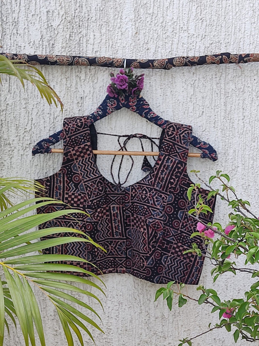 BLACK GEOMETRICAL AJRAKH READYMADE BLOUSE