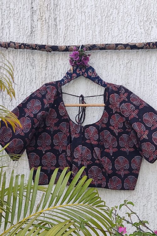 BLACK AJRAKH FLOAL HANDBLOCK PRINT READYMADE BLOUSE