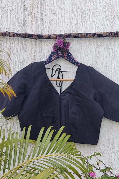 BLACK PLAIN REDAYMADE BLOUSE